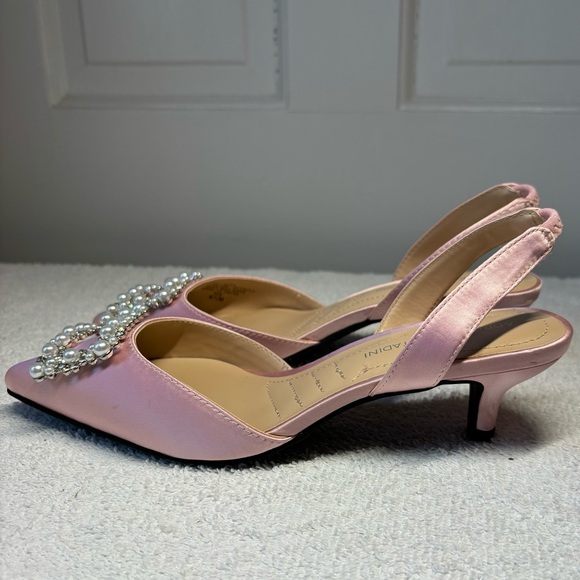 Adrienne Vittadini - Satin Finish Soft Pink Kitten Heel - Picture 5 of 7